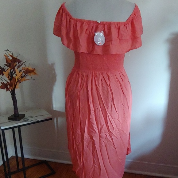 Spanking brand new in my closet with and without t - Picture 4 of 5